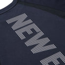 半袖 オーバーサイズド パフォーマンス Tシャツ Vertical Logo ネイビー | パフォーマンスアパレル - 14674805 - S | NEW ERA ニューエラ公式オンラインストア