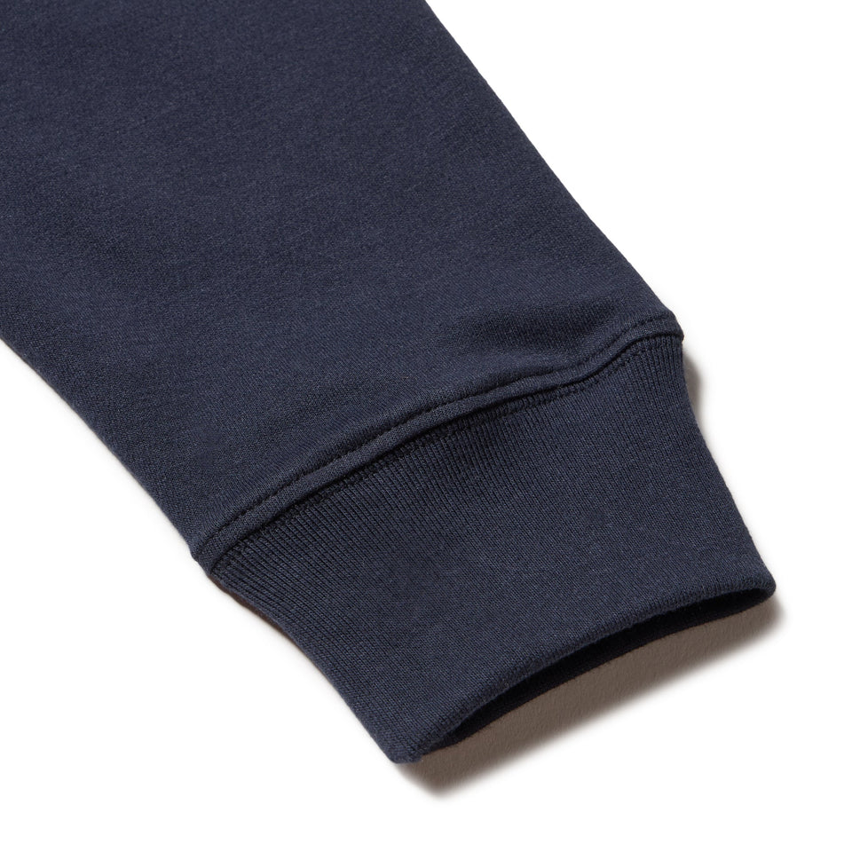 長袖 オーバーサイズド パフォーマンス Tシャツ Vertical Logo ネイビー | パフォーマンスアパレル - 14674828 - S | NEW ERA ニューエラ公式オンラインストア