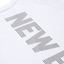 長袖 オーバーサイズド パフォーマンス Tシャツ Vertical Logo ホワイト | パフォーマンスアパレル - 14674829 - S | NEW ERA ニューエラ公式オンラインストア