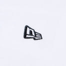 長袖 オーバーサイズド パフォーマンス Tシャツ Vertical Logo ホワイト | パフォーマンスアパレル - 14674829 - S | NEW ERA ニューエラ公式オンラインストア