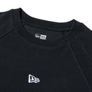 長袖 オーバーサイズド パフォーマンス Tシャツ Vertical Logo ブラック | パフォーマンスアパレル - 14674830 - S | NEW ERA ニューエラ公式オンラインストア