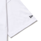 半袖 オーバーサイズド パフォーマンス ハーフジップ Tシャツ Wordmark ホワイト【Performance Apparel】 - 14410158 - S | NEW ERA ニューエラ公式オンラインストア