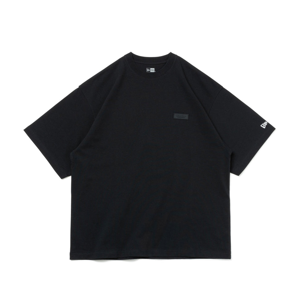 半袖 オーバーサイズド コットン Tシャツ Zoom Up Logo ブラック - 14121849-S | NEW ERA ニューエラ公式オンラインストア