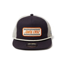 The Golfer トラッカー SANTA CRUZ チェックロゴ ネイビー/ホワイト - 14384265 - OSFM | NEW ERA ニューエラ公式オンラインストア