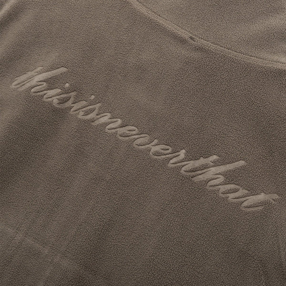 フリース リバーシブル ベスト thisisneverthat リアルツリーカモ - 14943266-S | NEW ERA ニューエラ公式オンラインストア