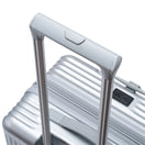 Wheel Carry Case 60 - 66L キャリーケース MEDIUM シルバー - 14409930 - OSFM | NEW ERA ニューエラ公式オンラインストア