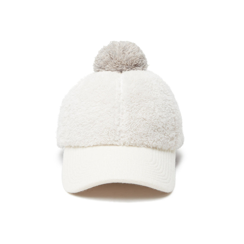 【ゴルフ】Women's 9THIRTY ポンポン ロングバイザー ミンクフリース アイボリー - 14326209 - OSFM | NEW ERA ニューエラ公式オンラインストア