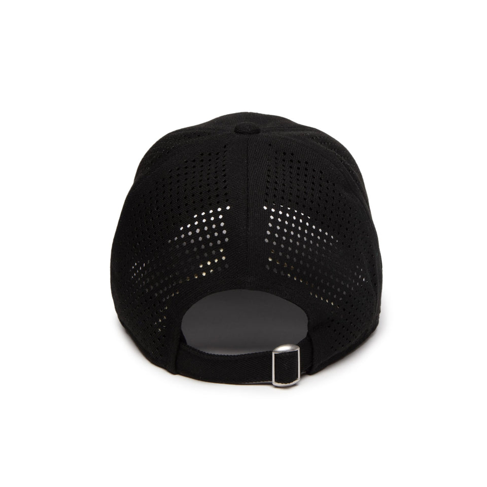 【ゴルフ】Women's 9TWENTY ロングバイザー Laser Perforated ミニ ボックスロゴ ブラック - 14391250 - SM | NEW ERA ニューエラ公式オンラインストア