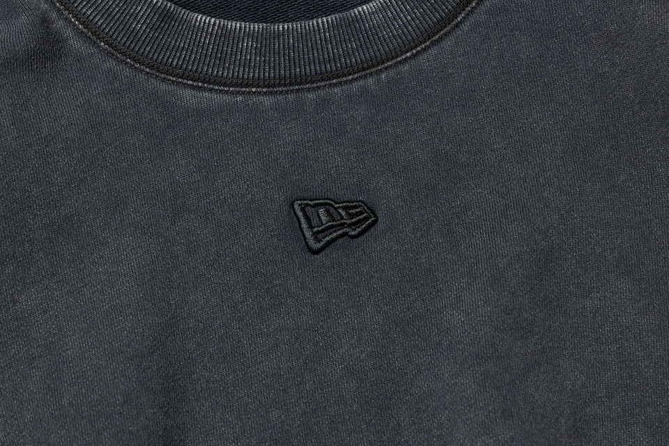Women's クロップド スウェット クルーネック BLACK LABEL FW25 ブラック - 14746880 - S | NEW ERA ニューエラ公式オンラインストア