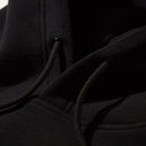 Women's テック スウェット ショート プルオーバーフーディー ブラック【Performance Apparel】 - 14312770 - S | NEW ERA ニューエラ公式オンラインストア