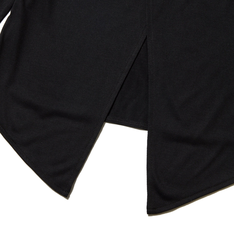 Women's 長袖 バックスリット Tシャツ ブラック【 Performance Apparel 】 - 14312779 - S | NEW ERA ニューエラ公式オンラインストア