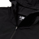 ユーティリティー パーカ Wordmark ブラック 【ニューエラアウトドア】 - 14391941 - S | NEW ERA ニューエラ公式オンラインストア