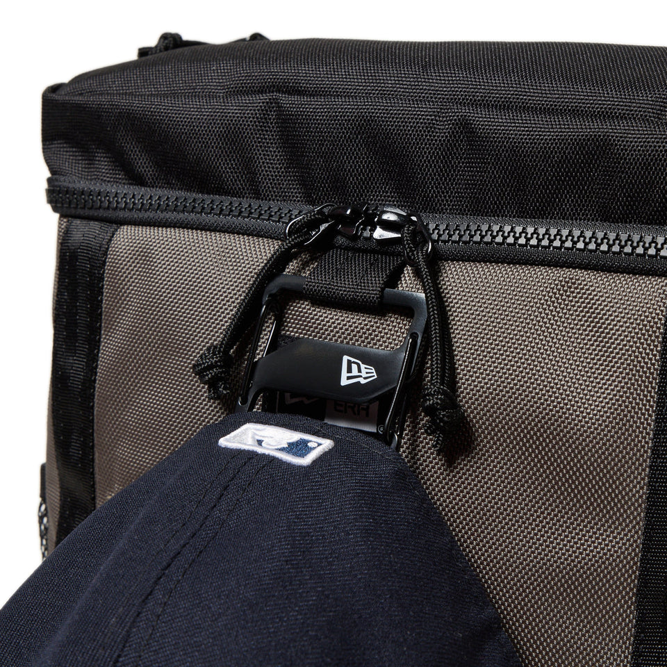 キッズ Youth ボックスパック 15L オリーブ - 14655335 - OSFM | NEW ERA ニューエラ公式オンラインストア