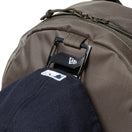 キッズ Youth ライトパック 18L オリーブ - 14655334 - OSFM | NEW ERA ニューエラ公式オンラインストア