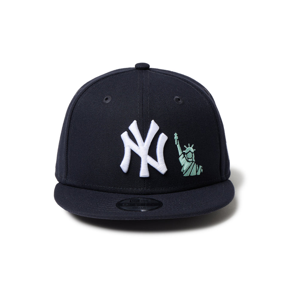 キッズ Youth 9FIFTY 自由の女神 エンブロイダリー ニューヨーク・ヤンキース ネイビー - 14671549-YTH | NEW ERA ニューエラ公式オンラインストア