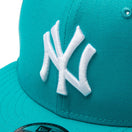 キッズ Youth 9FIFTY トラッカー Beautiful Beach ニューヨーク・ヤンキース ティールブリーズ - 14391979 - YTH | NEW ERA ニューエラ公式オンラインストア