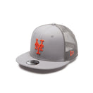キッズ Youth 9FIFTY トラッカー Beautiful Beach ニューヨーク・メッツ グレー - 14391980 - YTH | NEW ERA ニューエラ公式オンラインストア