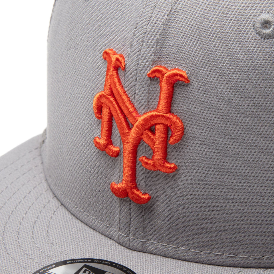 キッズ Youth 9FIFTY トラッカー Beautiful Beach ニューヨーク・メッツ グレー - 14391980 - YTH | NEW ERA ニューエラ公式オンラインストア