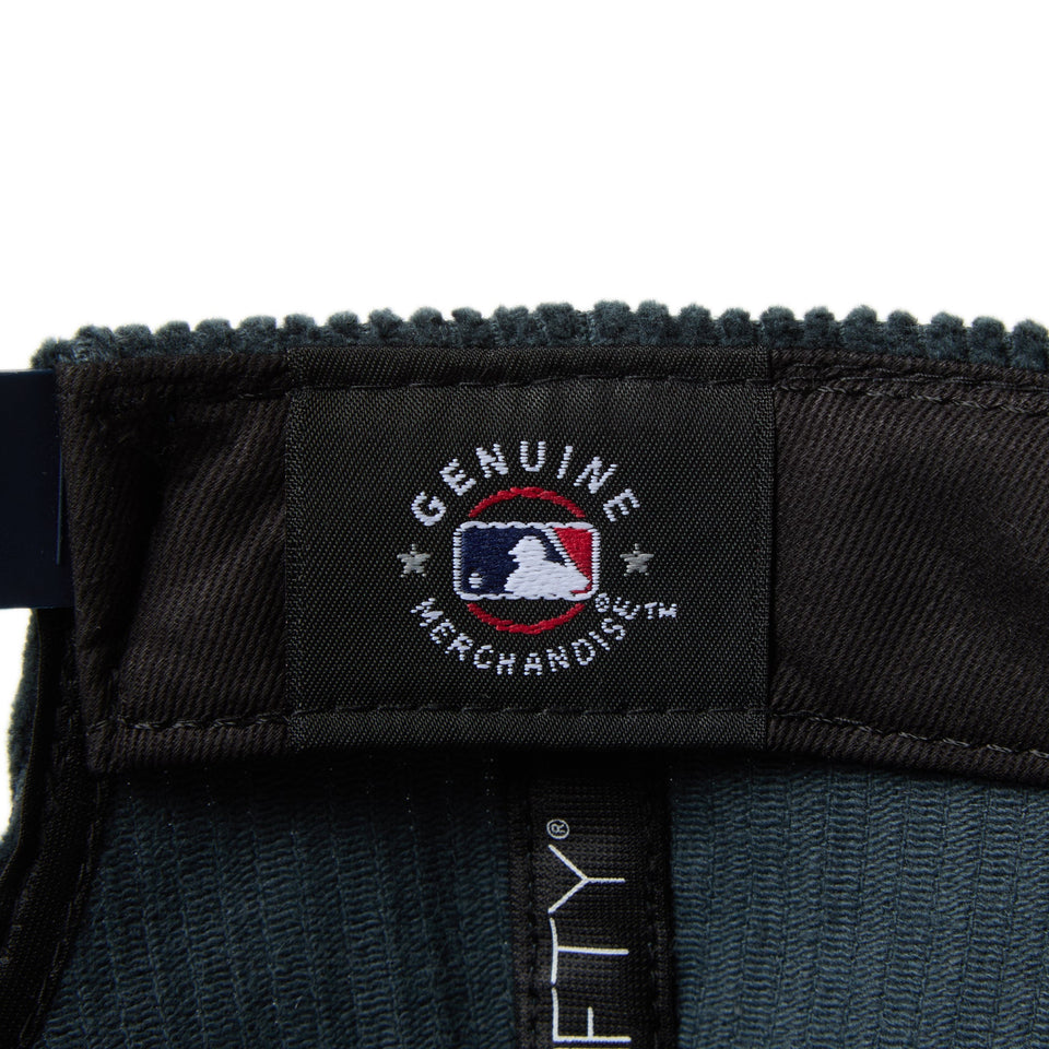 キッズ Youth 9FIFTY Corduroy コーデュロイ ニューヨーク・ヤンキース ブルーグリーン/ネイビー - 14671567 - YTH | NEW ERA ニューエラ公式オンラインストア