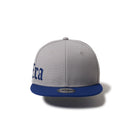 キッズ Youth 9FIFTY Essential オールドイングリッシュロゴ グレー ダークロイヤルバイザー - 14671558 - YTH | NEW ERA ニューエラ公式オンラインストア