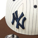 Youth 9FIFTY Pinstripe ニューヨーク・ヤンキース クローム ブラウンバイザー - 14325146 - YTH | NEW ERA ニューエラ公式オンラインストア