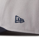 キッズ Youth 9FORTY 2 - Tone ニューヨーク・ヤンキース グレー ネイビーバイザー - 14671599 - YTH | NEW ERA ニューエラ公式オンラインストア