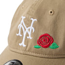 キッズ Youth 9TWENTY ローズ エンブロイダリー ニューヨーク･メッツ ブリティッシュカーキ - 14671552-YTH | NEW ERA ニューエラ公式オンラインストア
