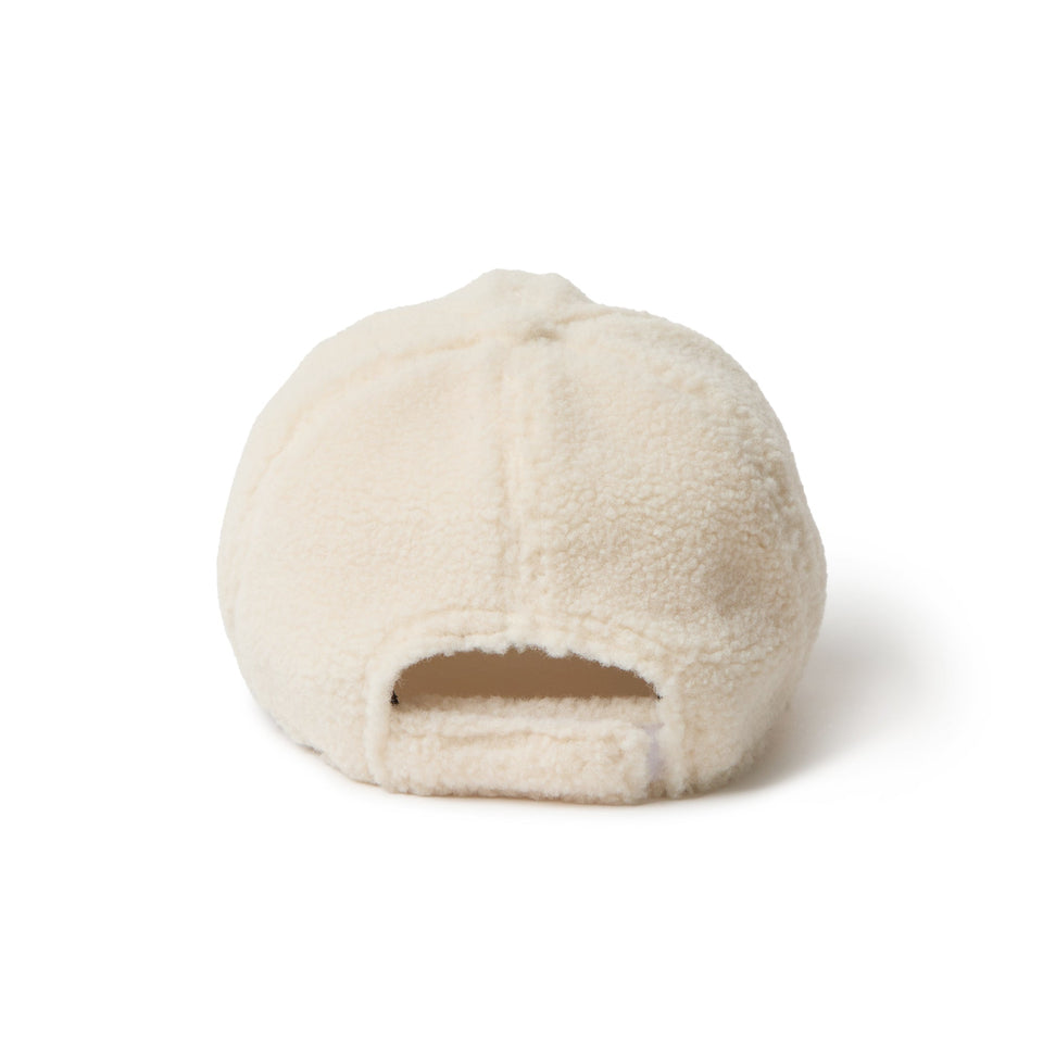 キッズ Youth 9TWENTY Boa Fleece ボアフリース ベーシック オフホワイト - 14671652-YTH | NEW ERA ニューエラ公式オンラインストア