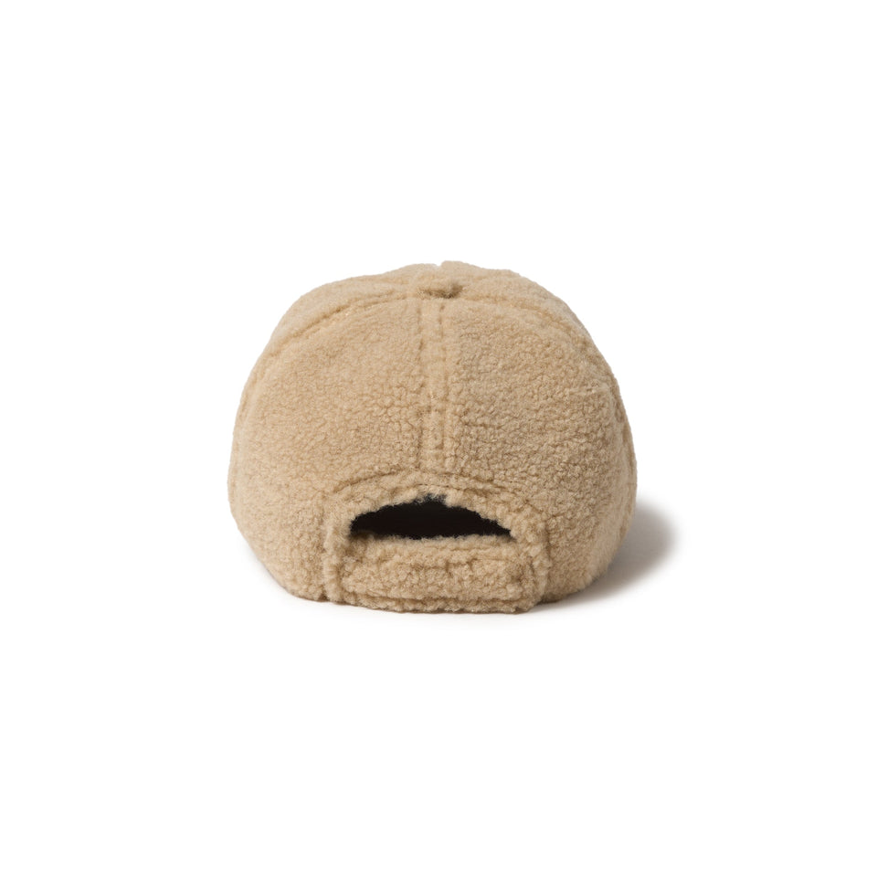 キッズ Youth 9TWENTY Boa Fleece ボアフリース ベーシック ベージュ - 14671654-YTH | NEW ERA ニューエラ公式オンラインストア