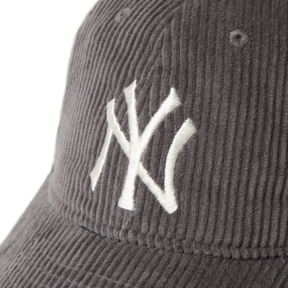 キッズ Youth 9TWENTY Corduroy コーデュロイ ニューヨーク・ヤンキース グレー/グラファイト - 14671641 - YTH | NEW ERA ニューエラ公式オンラインストア