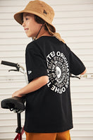 Youth 半袖 コットン Tシャツ Circle OOTTF ブラック - 14111857-130 | NEW ERA ニューエラ公式オンラインストア
