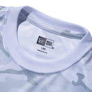 Youth 半袖 テック Tシャツ ワードマークロゴ ホワイト ウッドランドカモ【Performance Apparel】 - 14666290 - 130 | NEW ERA ニューエラ公式オンラインストア