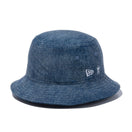 バケット01 AYA ロゴ ダメージ ウォッシュドデニム - 13108951-SM | NEW ERA ニューエラ公式オンラインストア