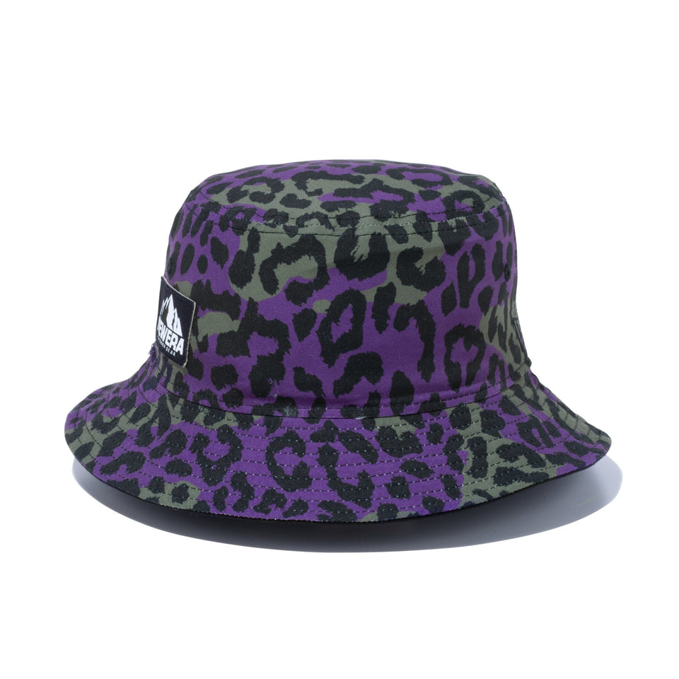 バケット01 リバーシブル Leopard Camo Mountain Logo Label ブラック/ブラックレオパードカモ【ニューエラアウトドア】 - 13516196-SM | NEW ERA ニューエラ公式オンラインストア