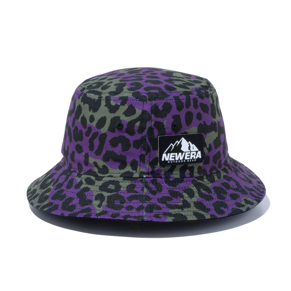 バケット01 リバーシブル Leopard Camo Mountain Logo Label ブラック/ブラックレオパードカモ【ニューエラアウトドア】 - 13516196-SM | NEW ERA ニューエラ公式オンラインストア