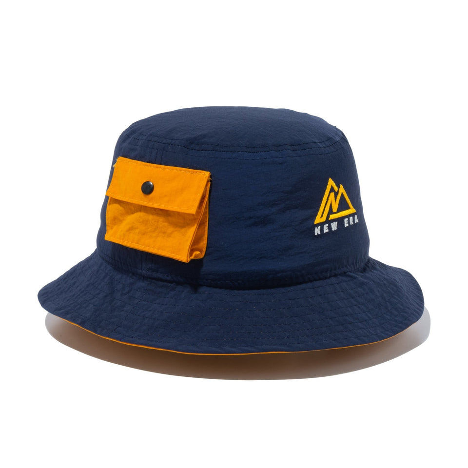 バケット01 Mountain Initial Logo ネイビー/イエロー 【ニューエラアウトドア】 - 13516197-SM | NEW ERA ニューエラ公式オンラインストア