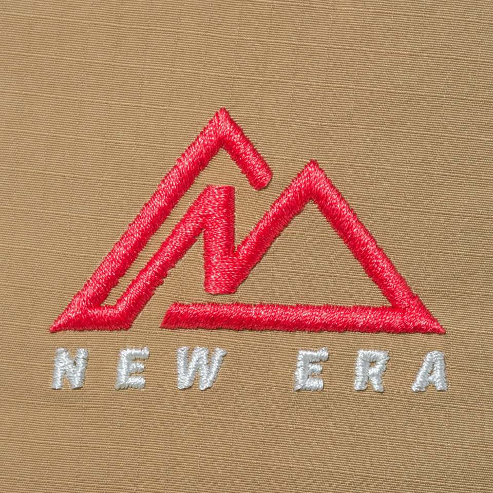 バケット01 Mountain Initial Logo カーキ/ピンク 【ニューエラアウトドア】 - 13516199-SM | NEW ERA ニューエラ公式オンラインストア