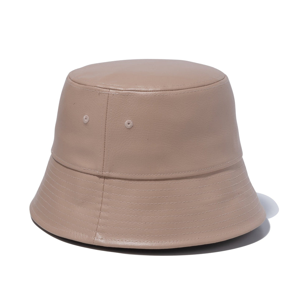 バケット01 Sailor Brim セーラーブリム Synthetic Leather シンセティックレザー ベージュ - 13750920-SM | NEW ERA ニューエラ公式オンラインストア