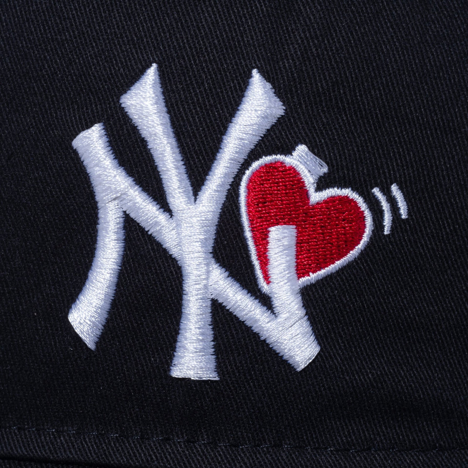 バケット01 With Heart ニューヨーク・ヤンキース ブラック - 13328001-SM | NEW ERA ニューエラ公式オンラインストア