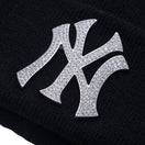 ベーシック カフニット ニューヨーク・ヤンキース ラインストーンバッジ ブラック × シルバー - 12540534-OSFM | NEW ERA ニューエラ公式オンラインストア