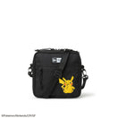 スクエア ショルダーポーチ 1.5L Pokémon ポケモン ピカチュウ ブラック - 14124524-OSFM | NEW ERA ニューエラ公式オンラインストア