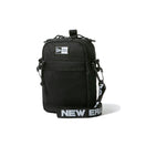 ショルダーポーチ 1.7L ロゴテープ ブラック - 12541076-OSFM | NEW ERA ニューエラ公式オンラインストア