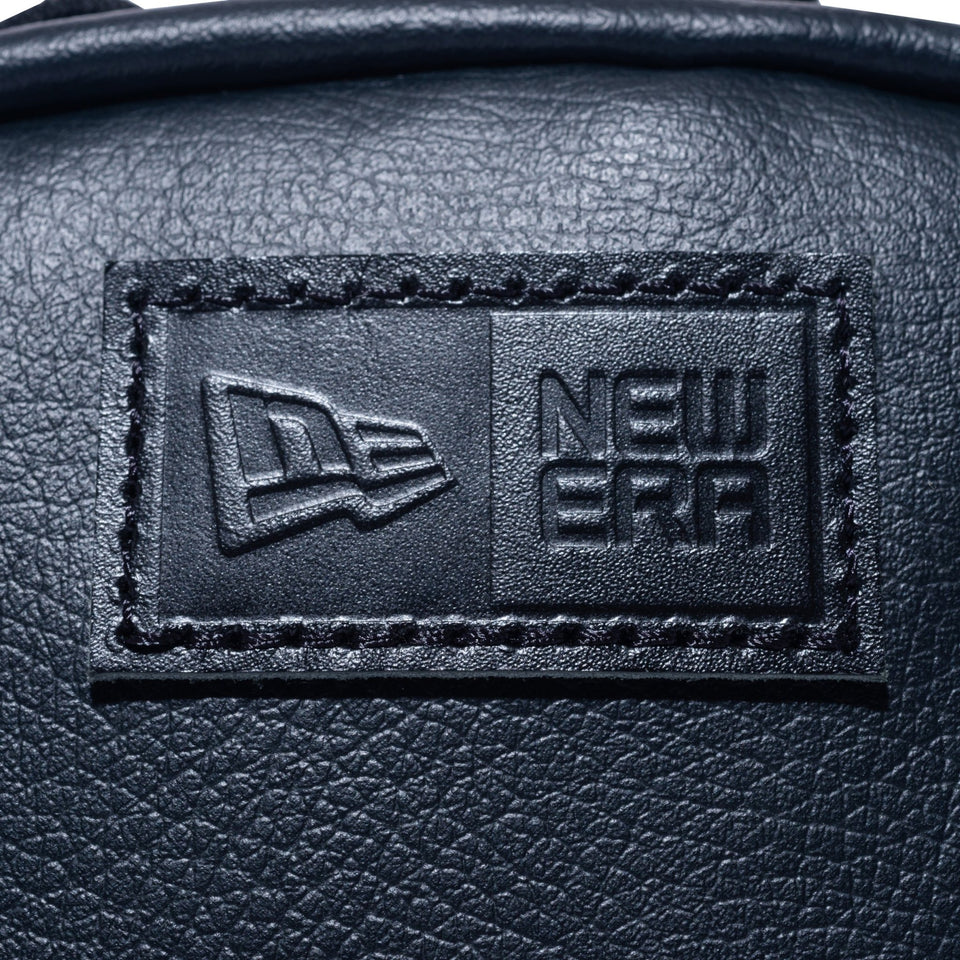 ショルダーポーチ 1.7L ブラックレザー - 13772352-OSFM | NEW ERA ニューエラ公式オンラインストア