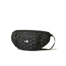 ウエストバッグ 2L ボックスロゴ モノグラム/ブラック | ニューエラ