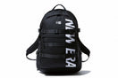 キャリアパック 35L プリントロゴ ブラック × ホワイト - 11783327-OSFA | NEW ERA ニューエラ公式オンラインストア