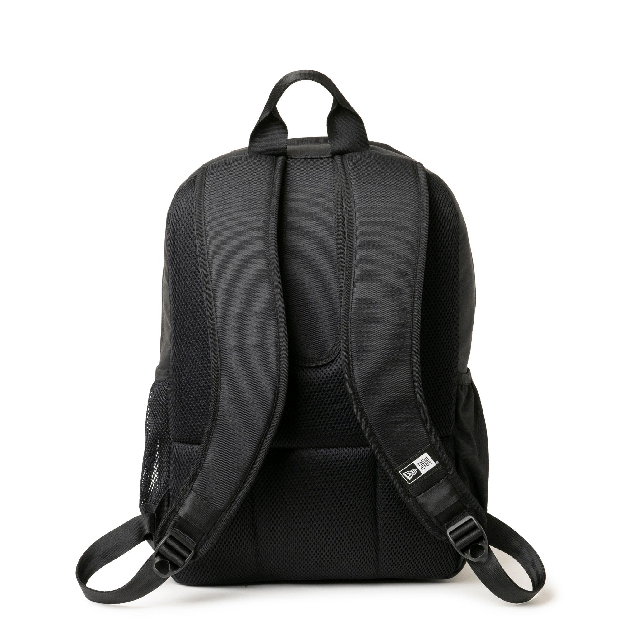 キャンパスパック 35L プリントロゴ ブラック × ホワイト 4