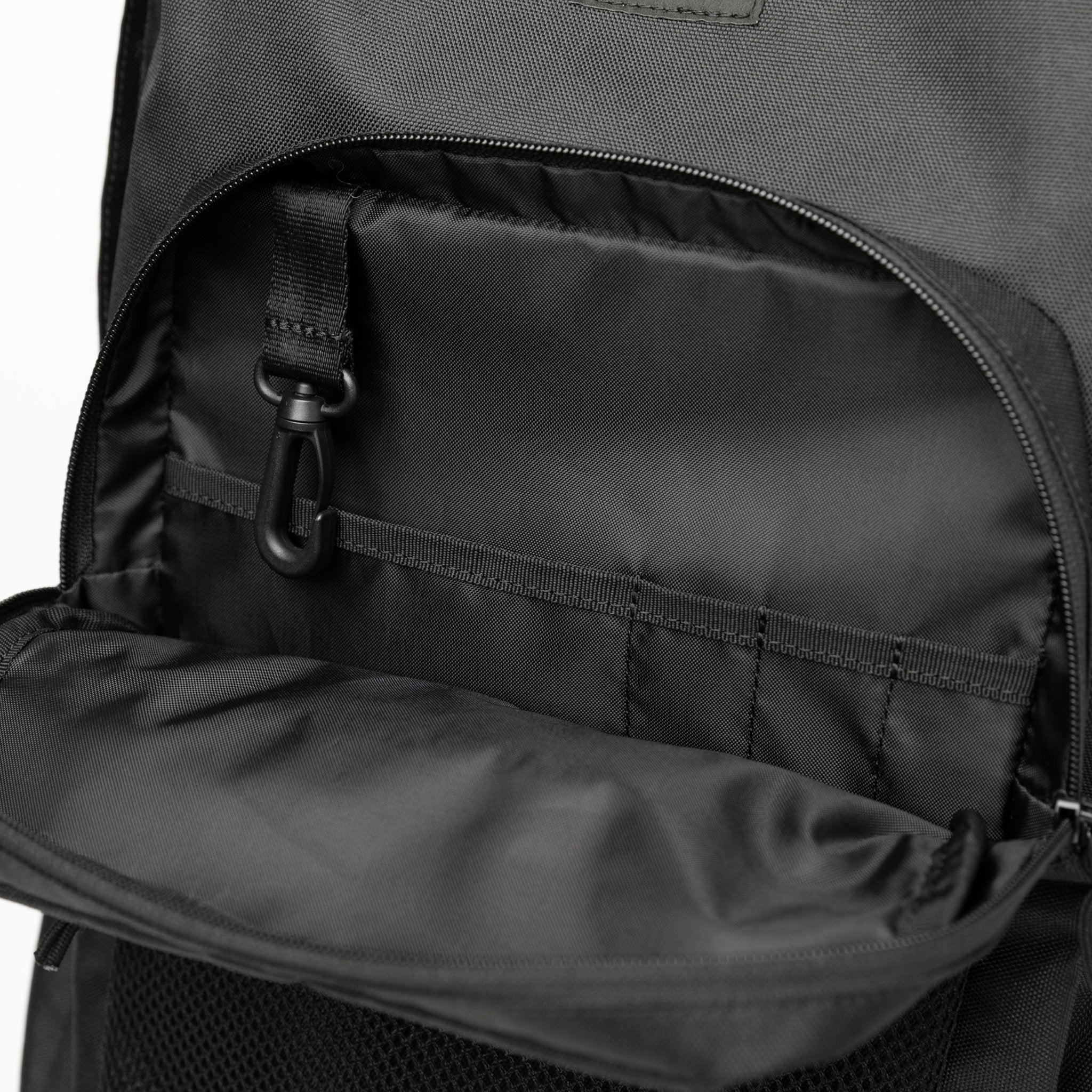 キャンパスパック 35L ブラック 10