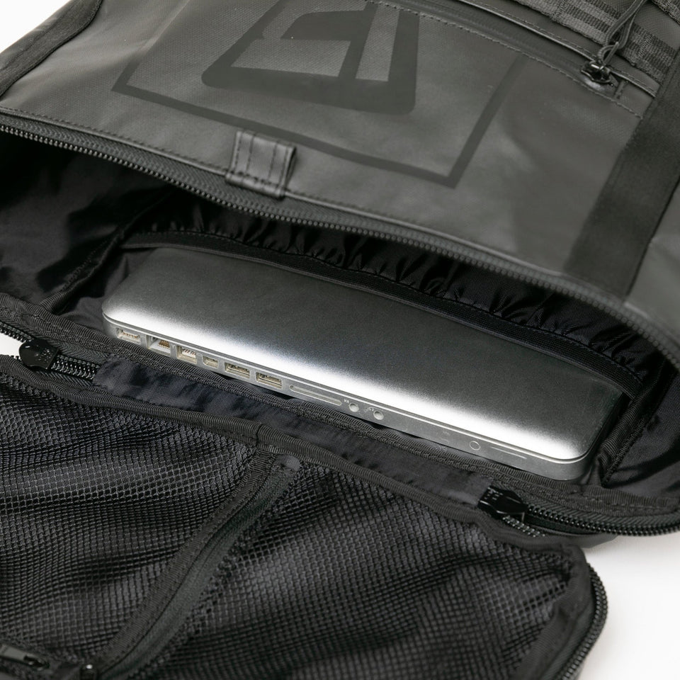 ボックスパック ラージ 46L TPU ボックスロゴ ブラック