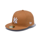 59FIFTY ダックキャンバス ニューヨーク・ヤンキース タン × スノーホワイト - 12326423-700 | NEW ERA ニューエラ公式オンラインストア
