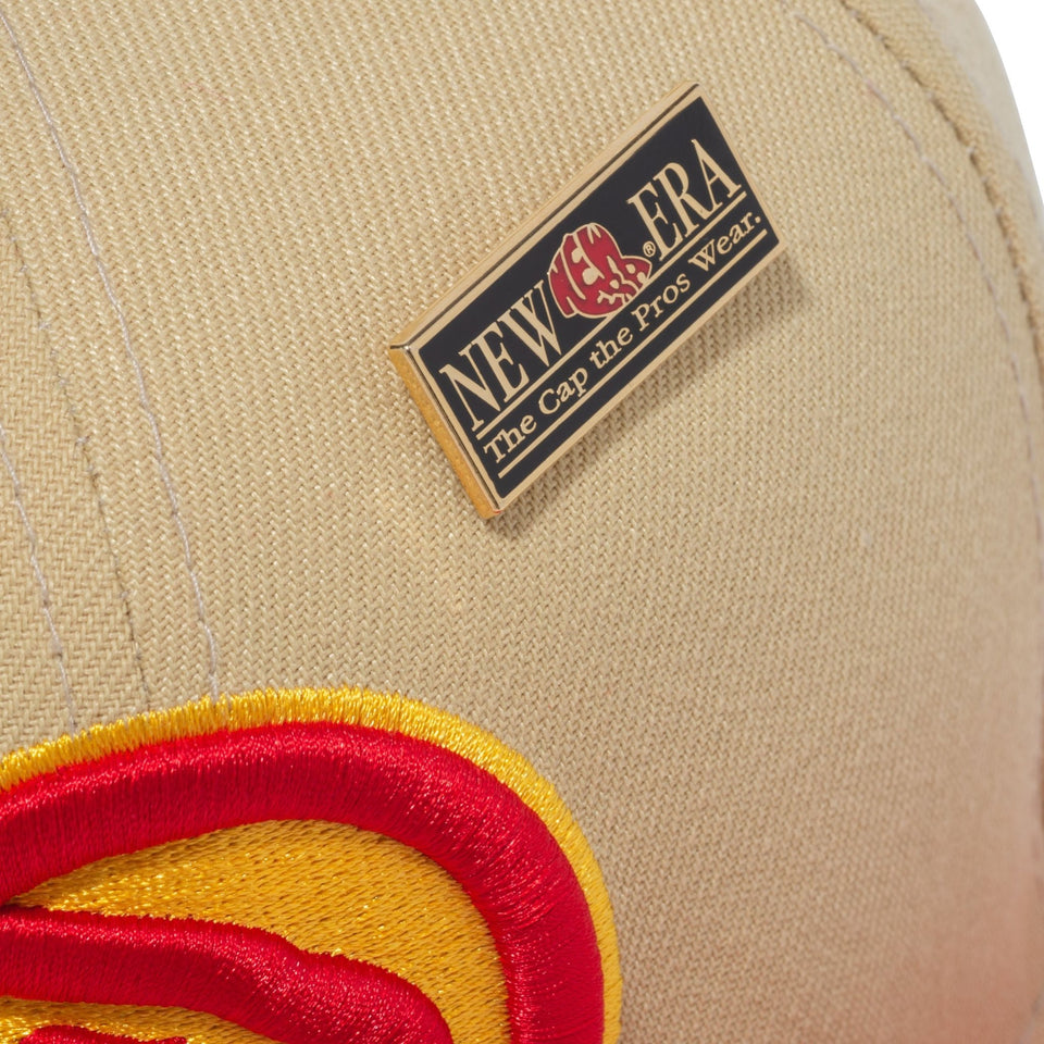 59FIFTY 59FIFTY DAY アトランタ・ホークス ベガスゴールド レッドバイザー - 13682232-700 | NEW ERA ニューエラ公式オンラインストア